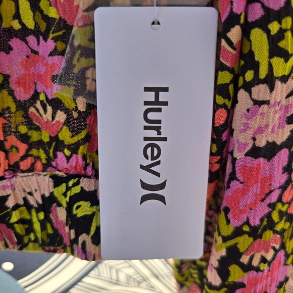 NWT Hurley Ladies Cropped Black Floral Long Sleeve Top Size M - Picture 2 of 6